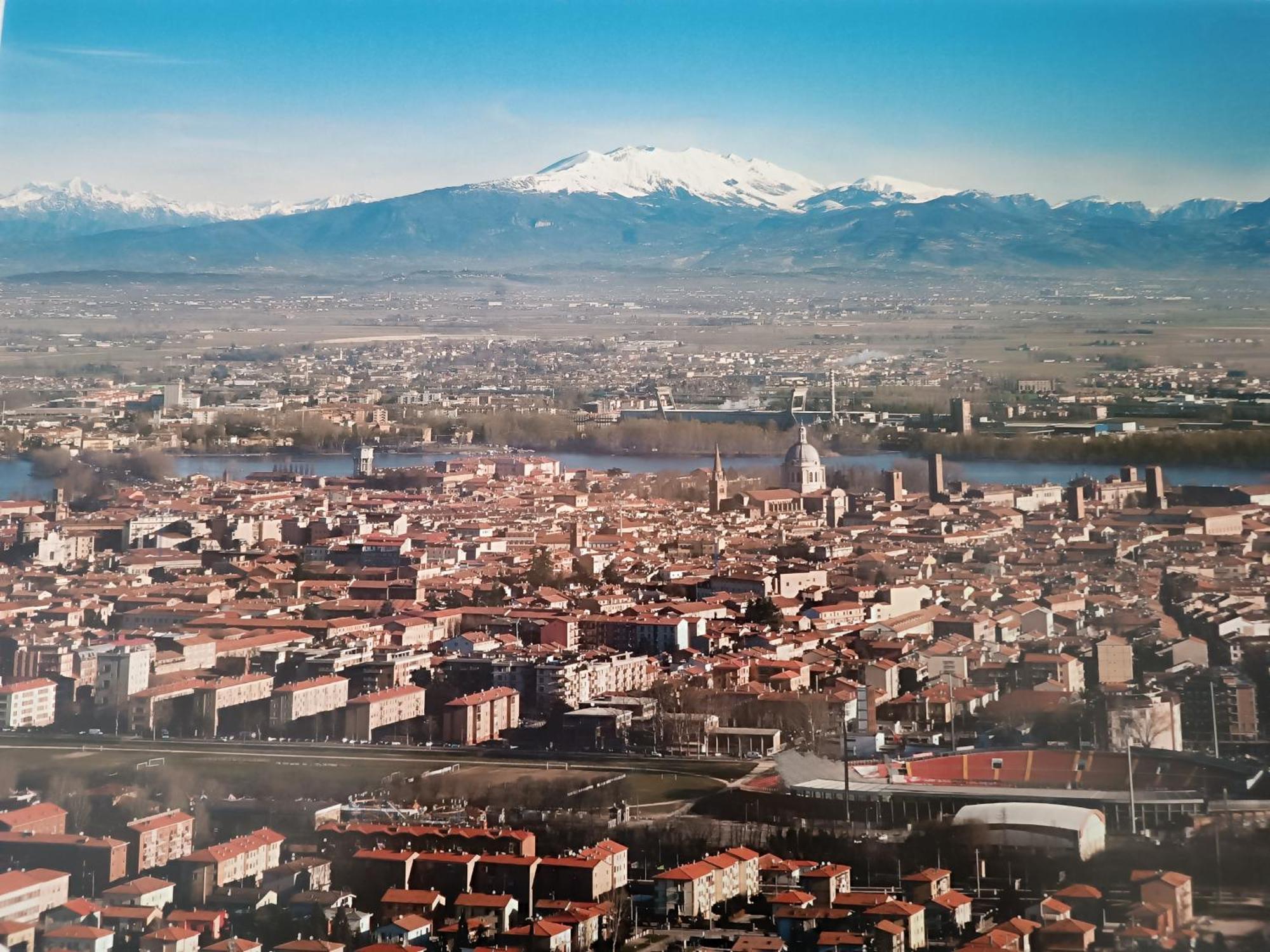 Apartamento Residenza Tosca Mantua Exterior foto